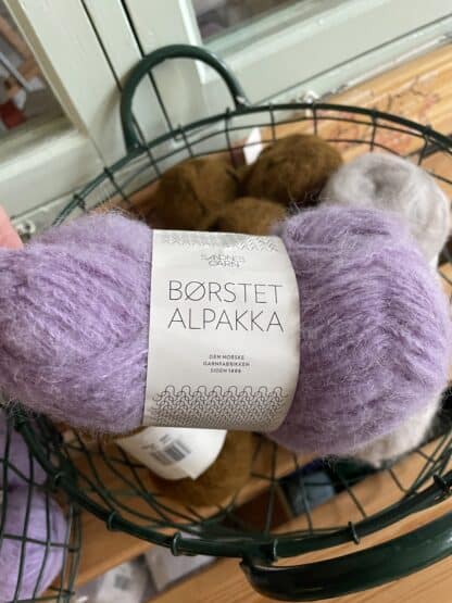 Garnet Børstet Alpakka lilla